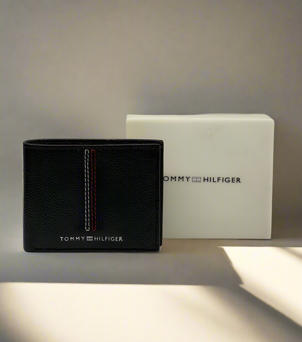 TOMY HLGR BIFOLD MENS WALLET