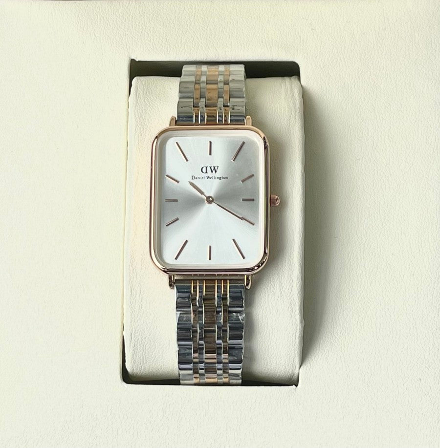 DW BASIC QUARTZ METAL STRAP WATCH