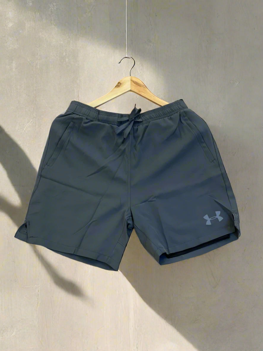 U/A COMPRESSION SHORTS