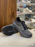 Precision in Motion: On Cloud surfer Performance Sneakers