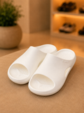 Crocs Classic Lightweight & Comfortable Unisex clogs Slides