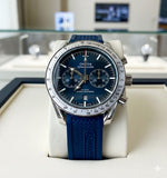 OMEG CHRONO SILICON STRAP WATCH