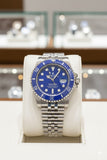 ROLX OYSTER METAL STRAP WATCH
