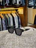 T HEARI Shades
