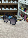T HEARI Shades