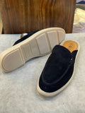 lora plain mules