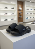 Skechrs GO WALK Arch Fit Slides