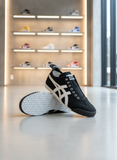 Onitsuka Tiger Slip-On sneakers