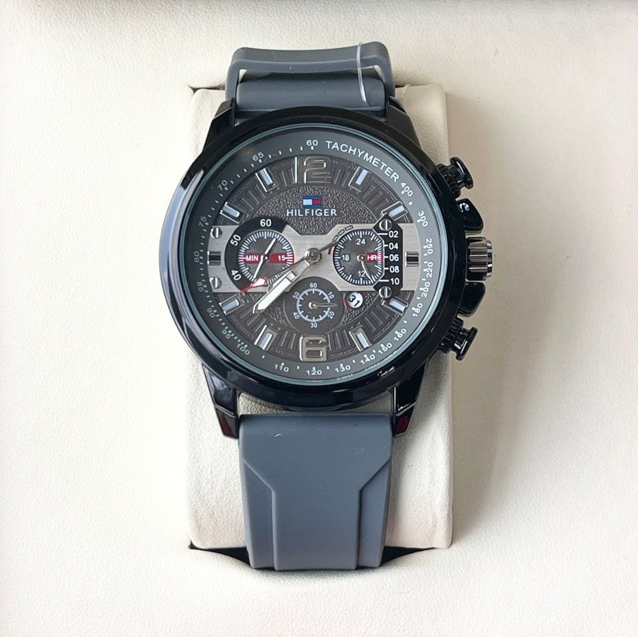 TOMY HLFGER SILICON STRAP WATCH