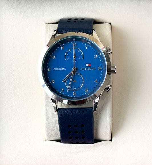 TOMY HLFGR LEATHER WATCH