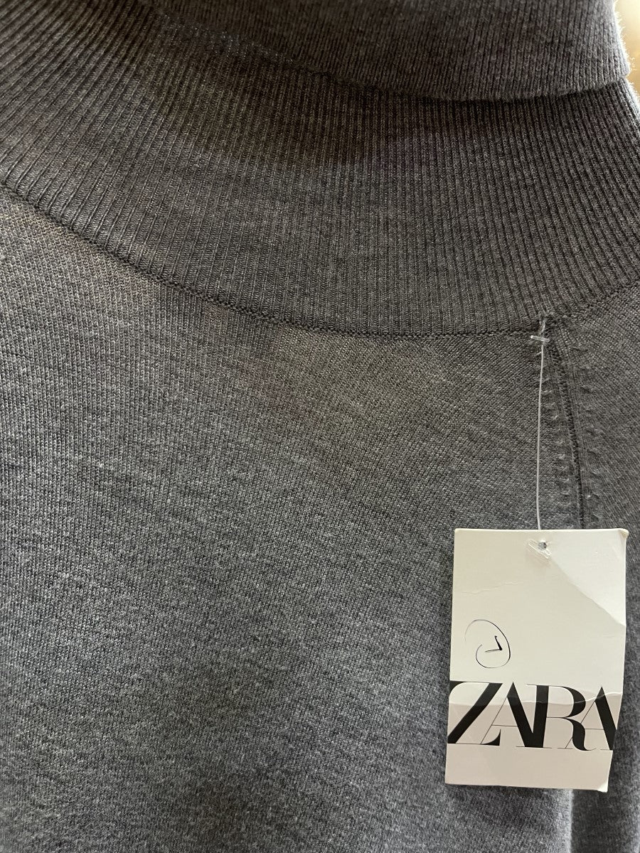 ZR HIGH NECKT-SHIRT