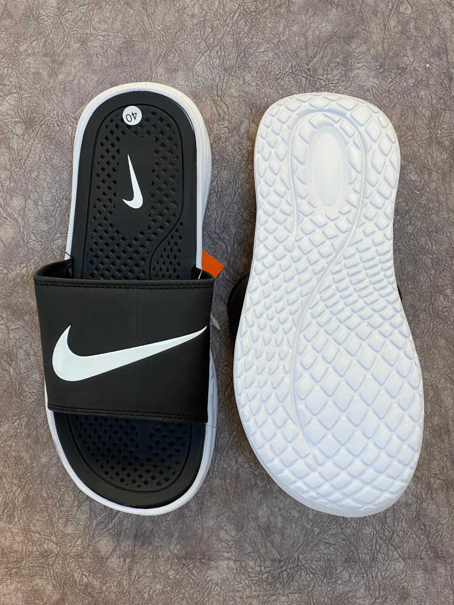 NKE CLOUD FOAM SLIDES