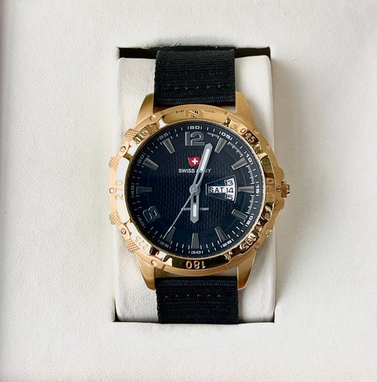 SWIS ARMY NYLON STRAP WATCH