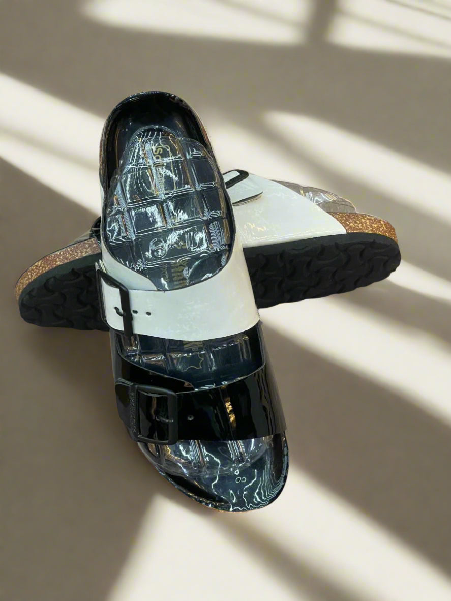 BRKN ARIZONA B&W LEATHER SLIPPER