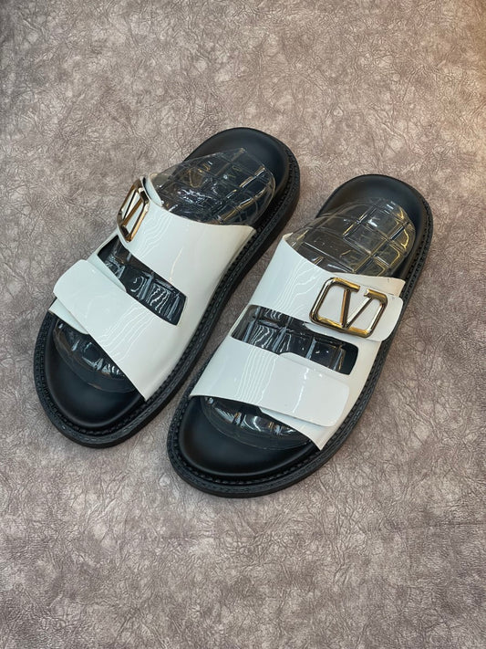 VALENTN SLIPPER