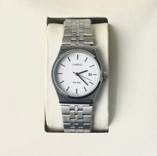 CASIO VINTAGE LADIES WATCH