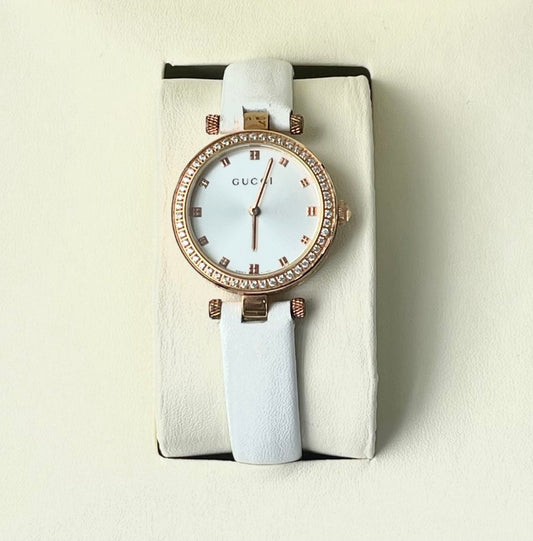 GUCI BASIC LADIES WATCH