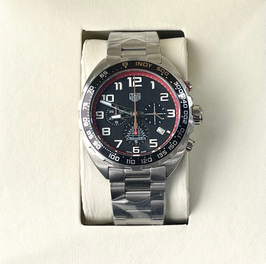 TAG HUR PREMIUM QUARTZ METAL STRAP WATCH