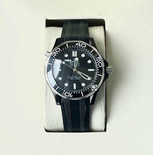 OMEG SEAMASTER AUTO PREMIUM SILICON STRAP WATCH