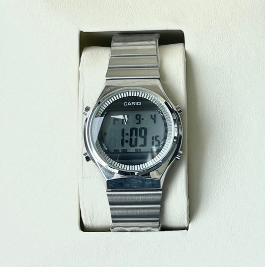 CASIO DIGITAL WATCH