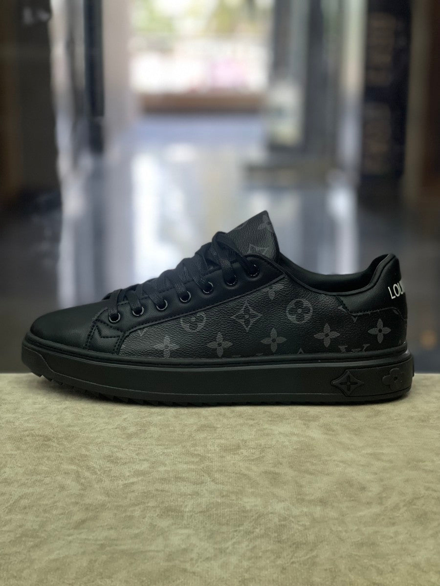 L-V DESIGNER SNEAKERS