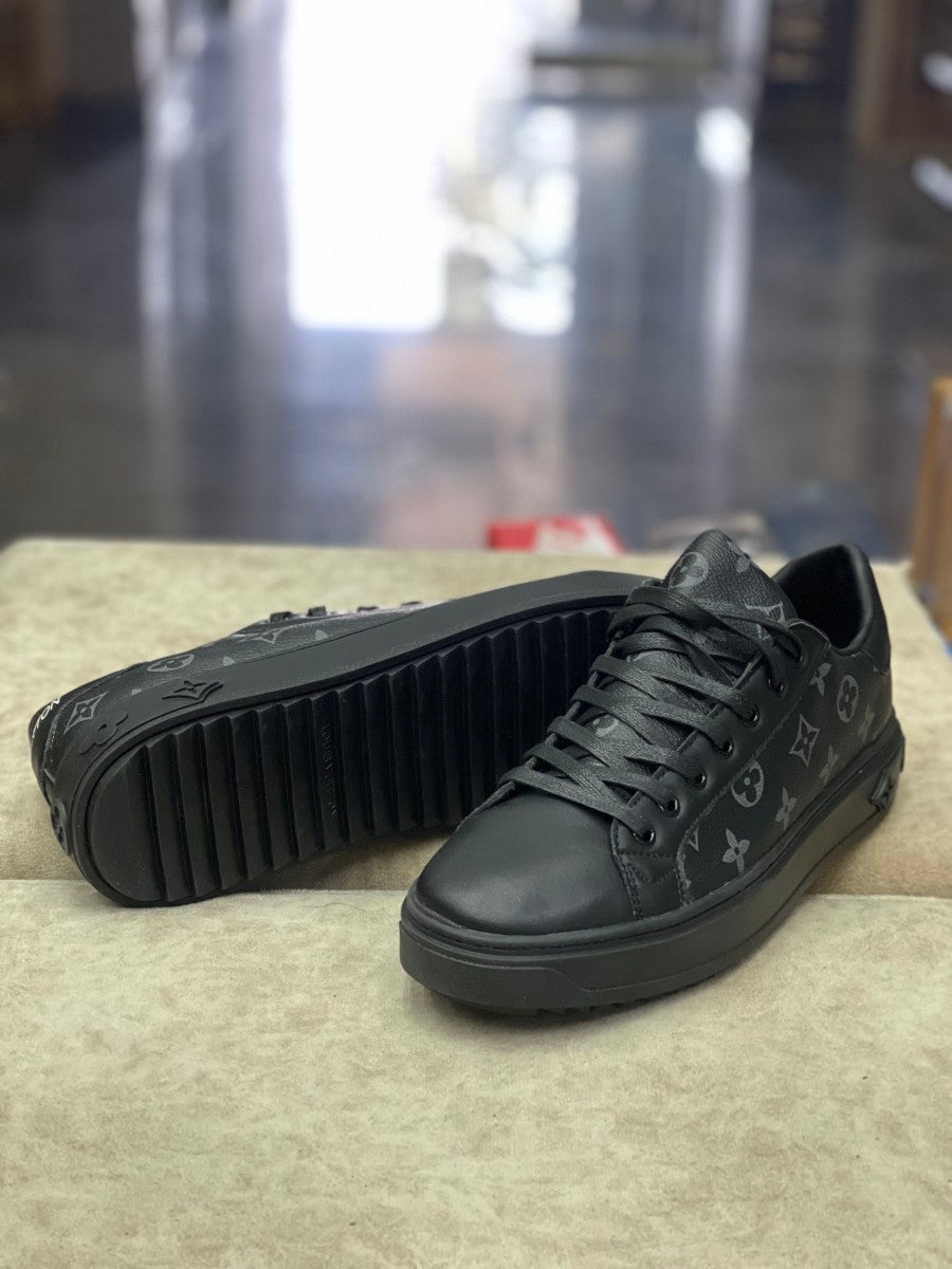 L-V DESIGNER SNEAKERS