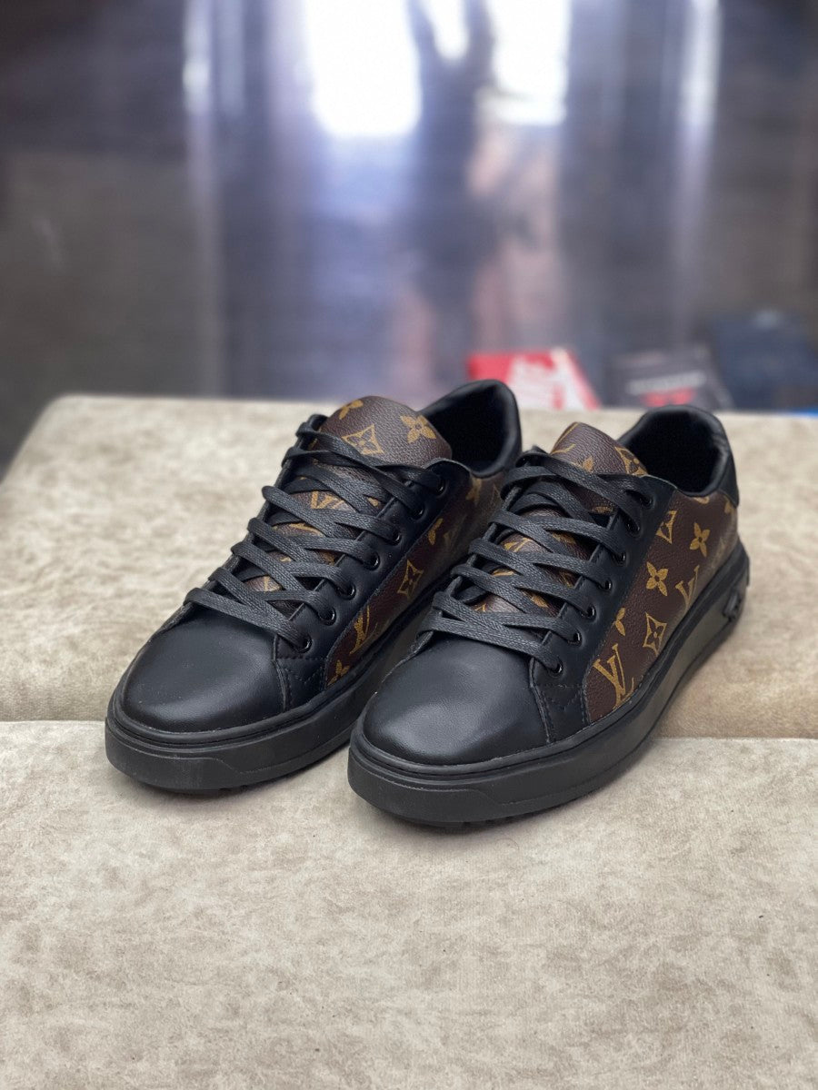 L-V DESIGNER SNEAKERS