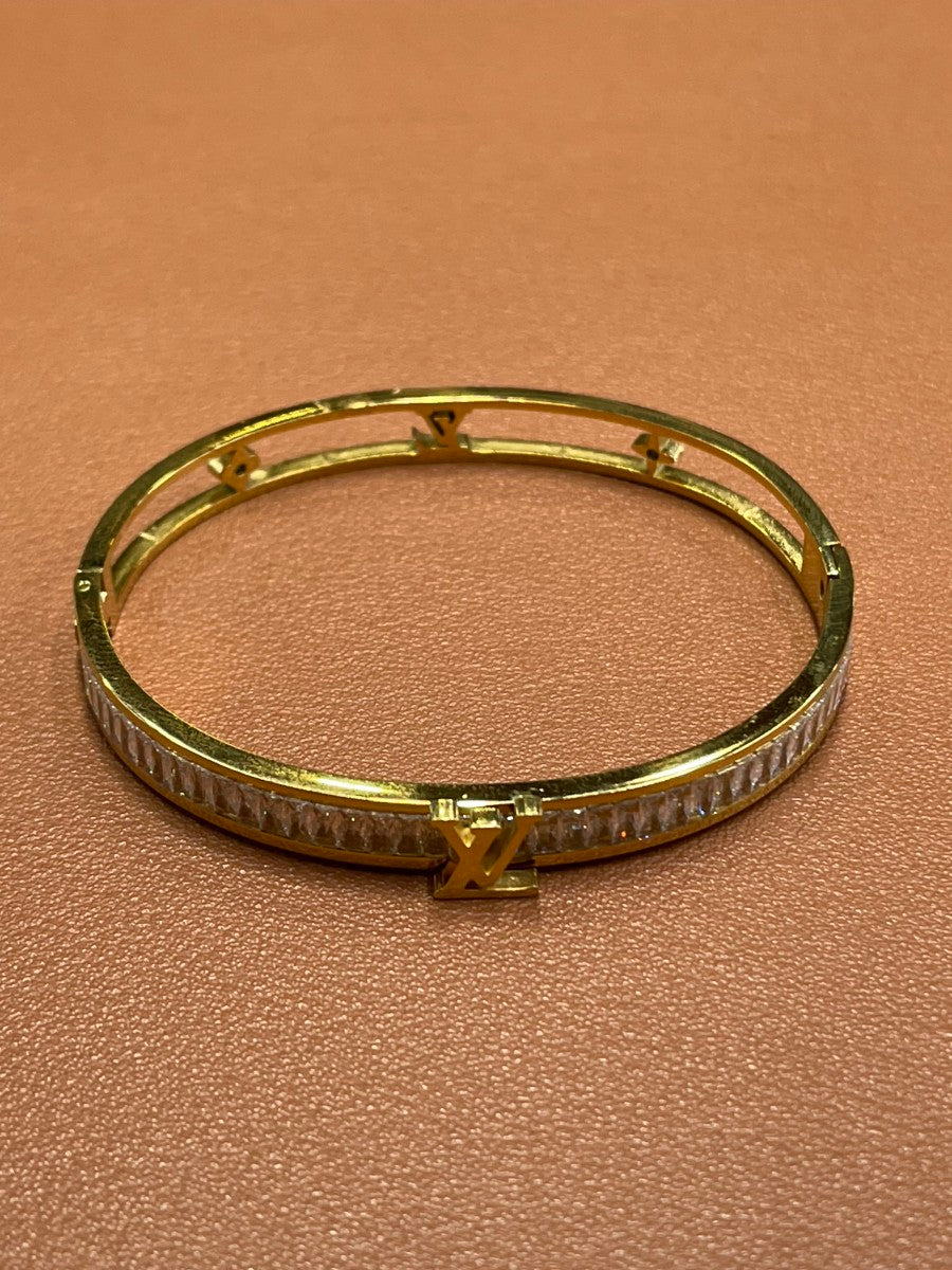 LV DESIGNER  LADIES BRACELET