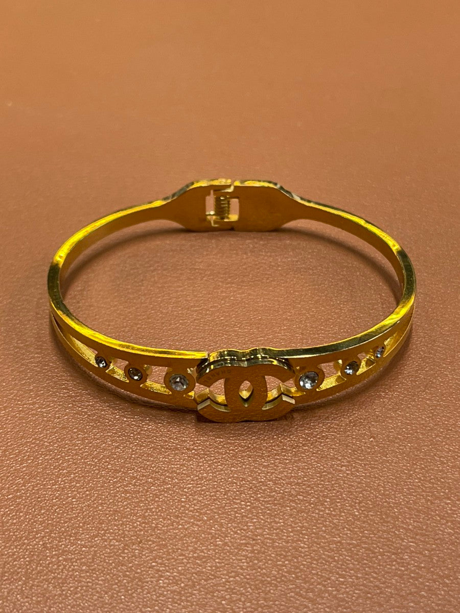 CHNL DESIGNER  LADIES BRACELET