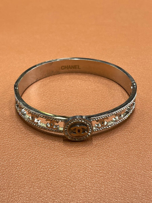CHNL DESIGNER SILVER LADIES BRACELET