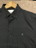 C-K SLIM FIT BUTTON-DOWN LONG SLEEVE OG SHIRT