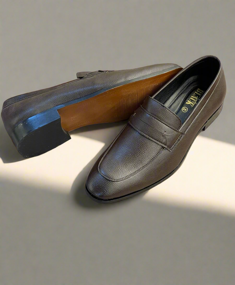 BLACK LOAFERS