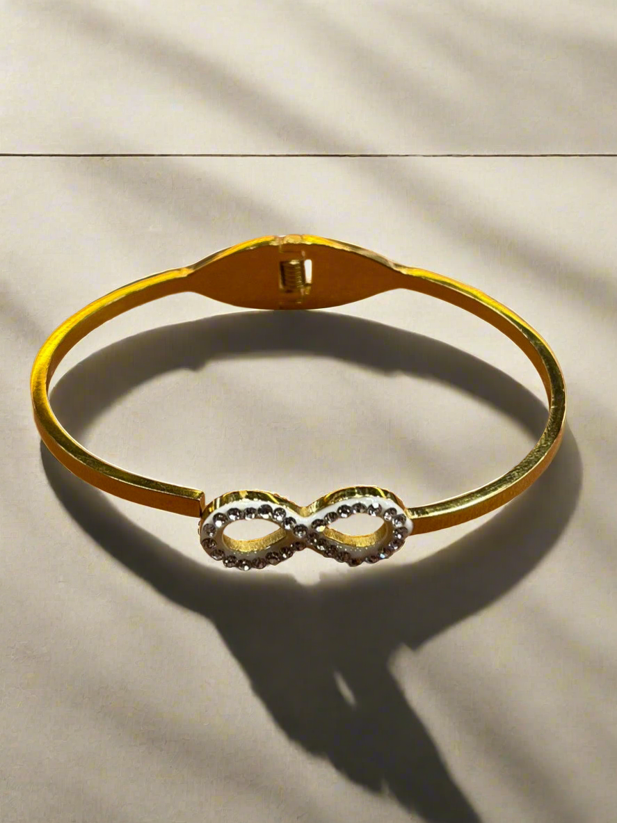 CHNL STONE DESIGNER LADIES BRACELET