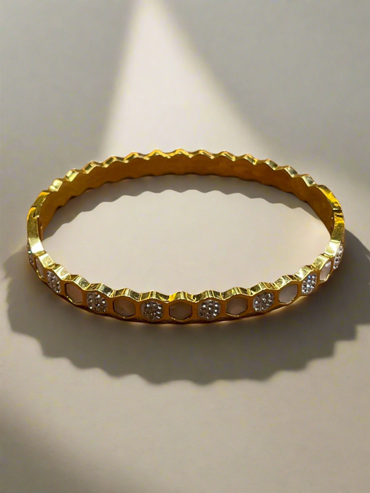 WHITE STONE DESIGNER LADIES BRACELET