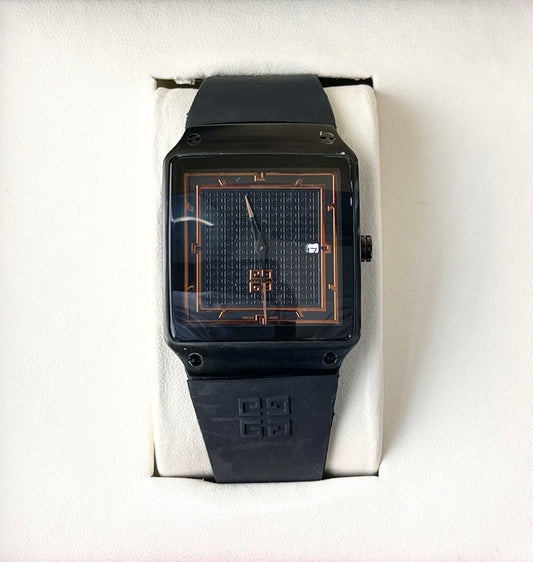 GIVNCHY SILICON STRAP WATCH