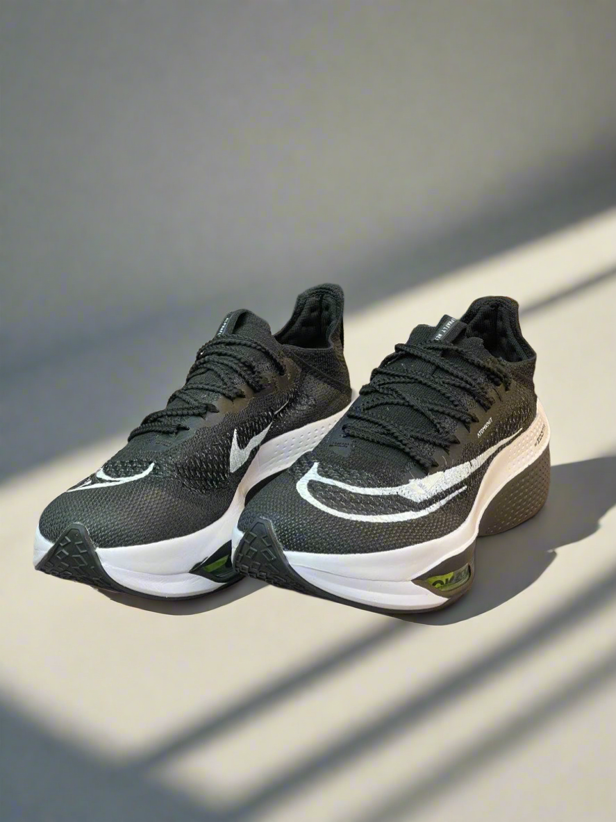NKE ZOOM X SHOE