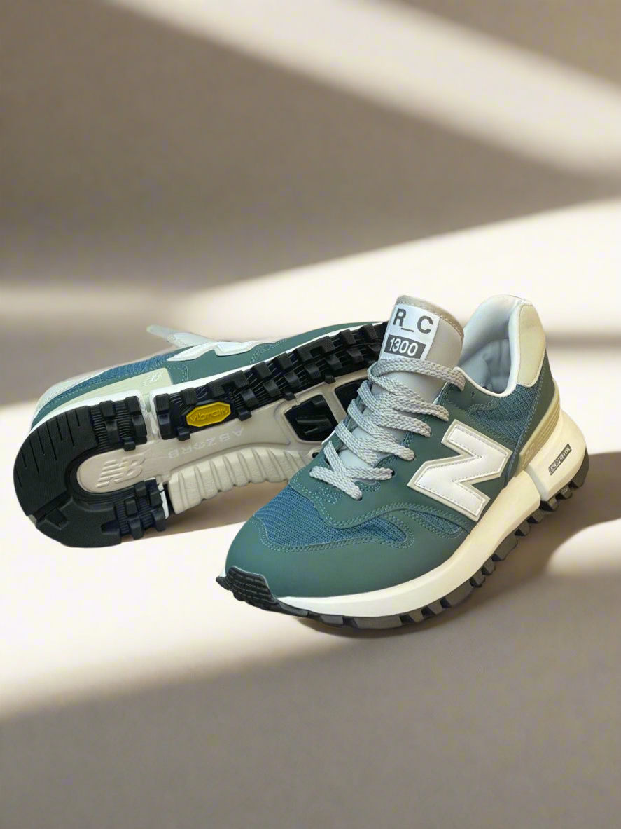 NB RC 1300 CASUAL SHOE