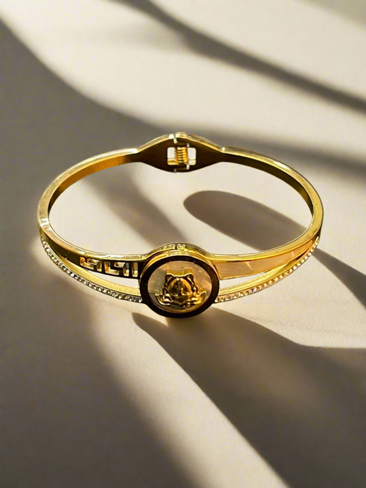 VERSCE PEARL LADIES BRACELET