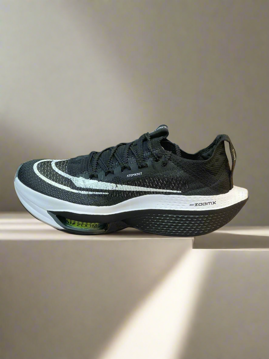 NKE ZOOM X SHOE