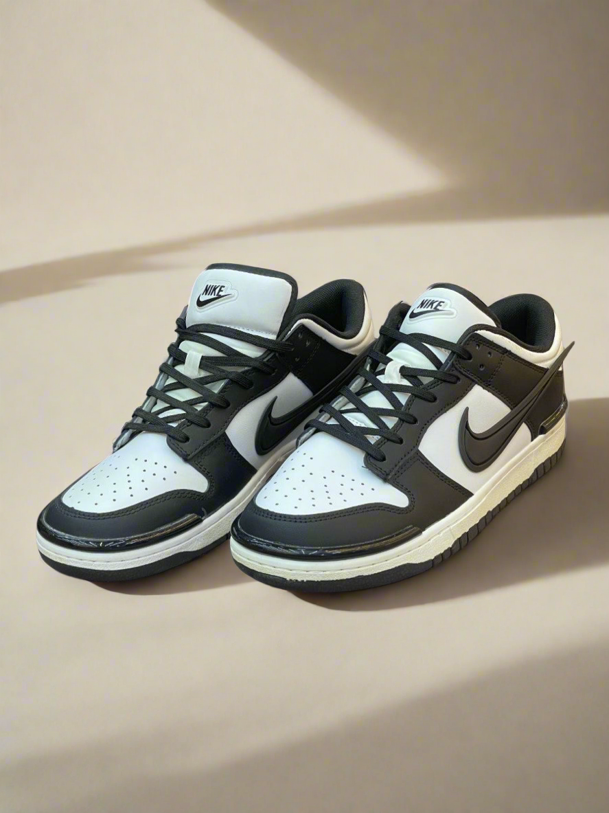 NKE  SB DUNK PANDA 2.0 SNEAKERS