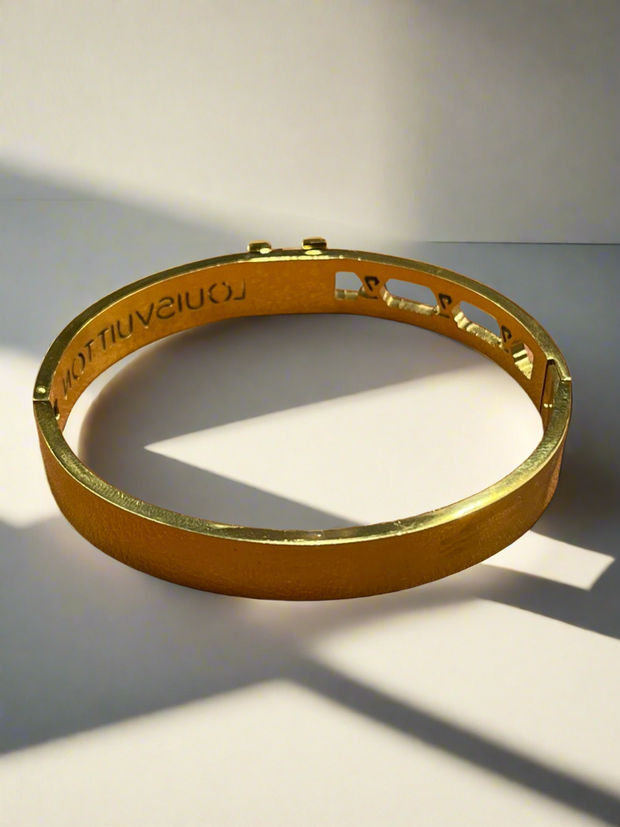 LV DESIGNER LADIES BRACELET