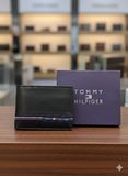 TMY Hilfiger Men’s Classic Bi-Fold Leather Wallet