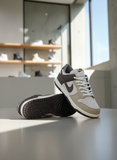 NK SB DUNK SNEAKERS